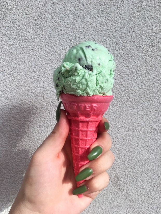 B82D3493-6971-4359-AFBB-D49A0987CE45